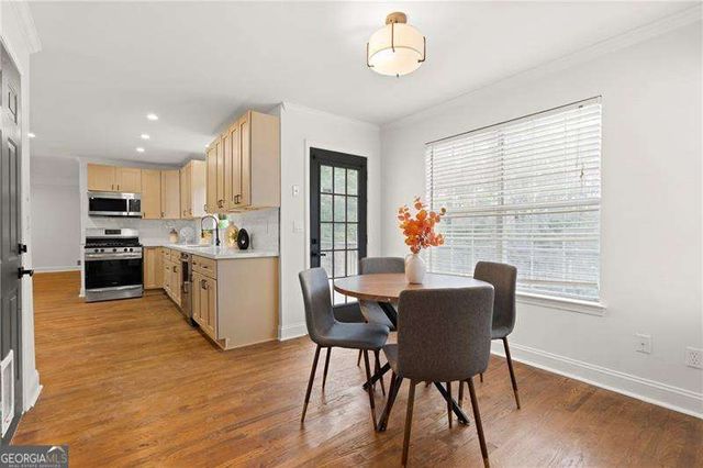 560 Flowering Trail, Grayson, GA 30017