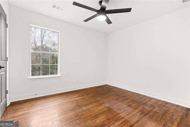 560 Flowering Trail, Grayson, GA 30017