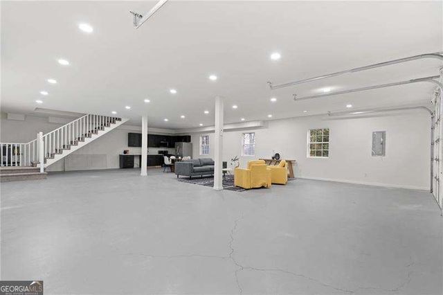 560 Flowering Trail, Grayson, GA 30017