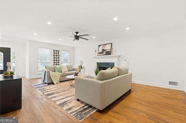 560 Flowering Trail, Grayson, GA 30017