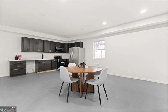 560 Flowering Trail, Grayson, GA 30017