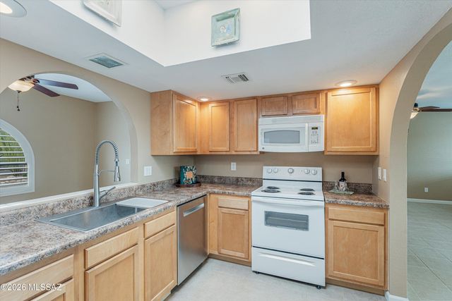 8300 E Ocotillo Drive, Tucson, AZ 85750