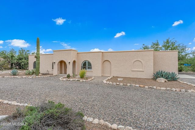 8300 E Ocotillo Drive, Tucson, AZ 85750