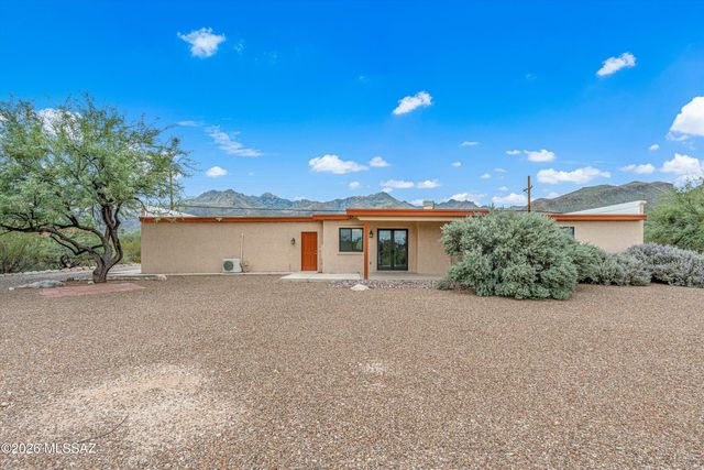 8300 E Ocotillo Drive, Tucson, AZ 85750