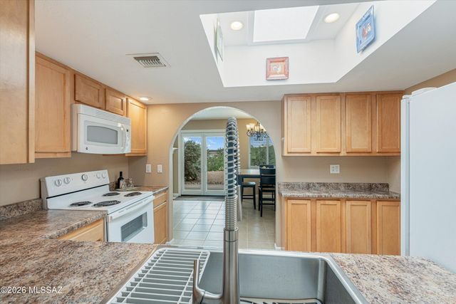 8300 E Ocotillo Drive, Tucson, AZ 85750