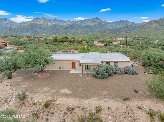 8300 E Ocotillo Drive, Tucson, AZ 85750