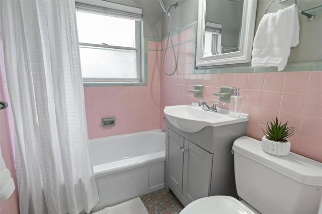3712 30TH AVENUE N, St Petersburg, FL 33713