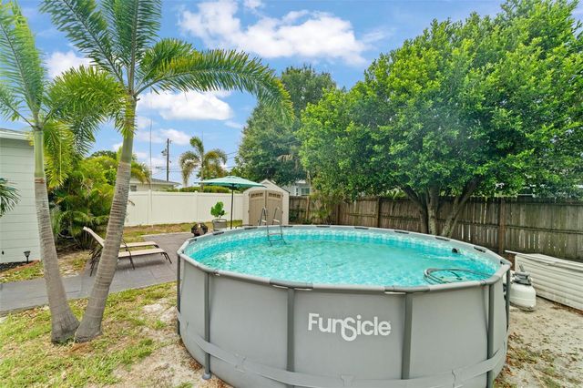 3712 30TH AVENUE N, St Petersburg, FL 33713