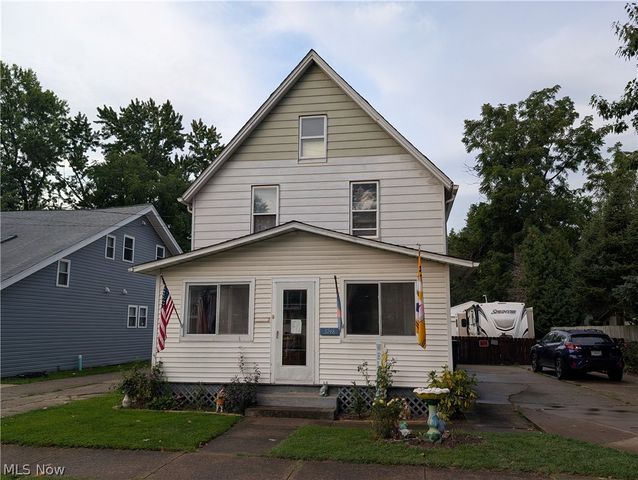 3748 Cress Road, Cleveland, OH 44111