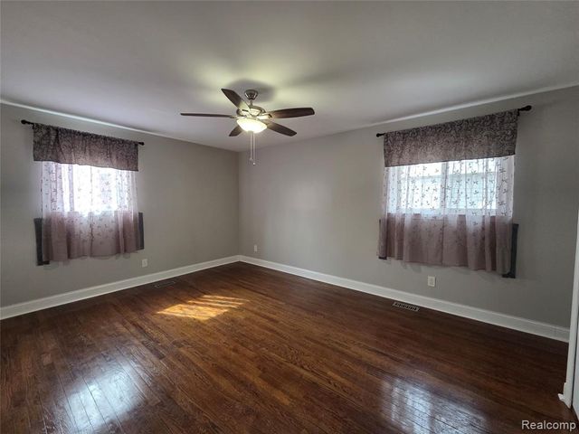 5372 Moceri Lane, Grand Blanc, MI 48439