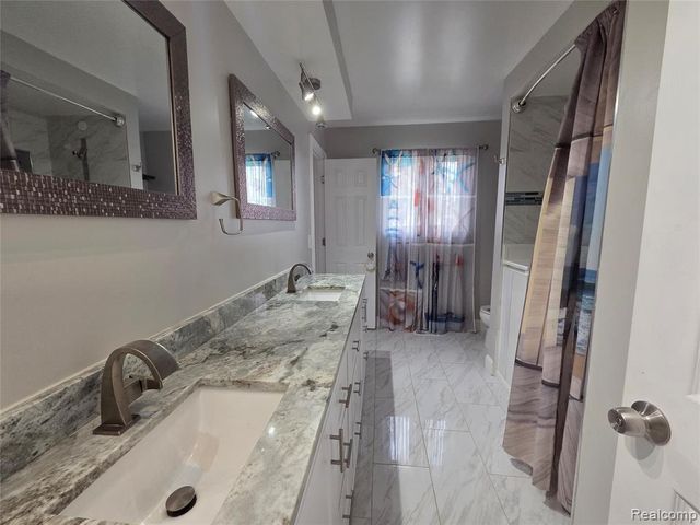 5372 Moceri Lane, Grand Blanc, MI 48439