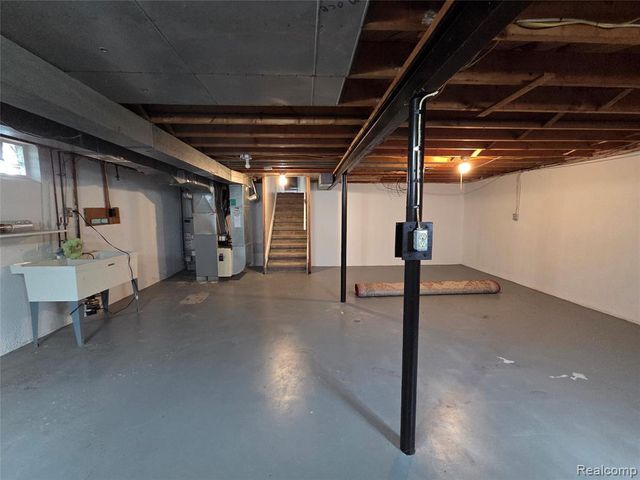 5372 Moceri Lane, Grand Blanc, MI 48439