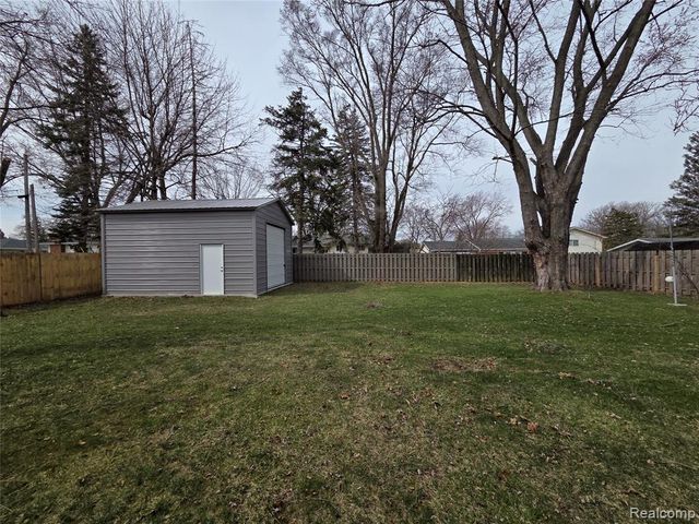 5372 Moceri Lane, Grand Blanc, MI 48439