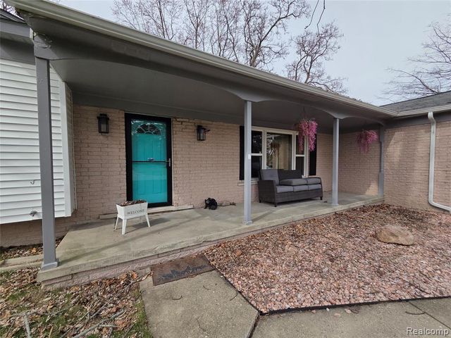 5372 Moceri Lane, Grand Blanc, MI 48439