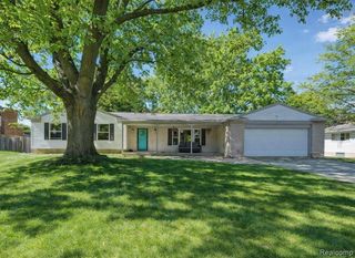 5372 Moceri Lane, Grand Blanc, MI 48439