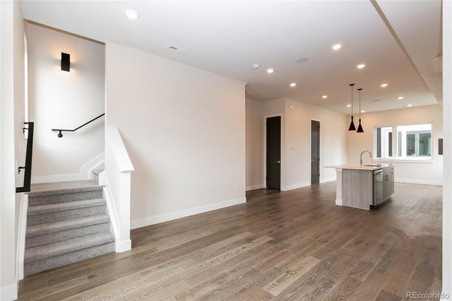 1275 Stuart Street, Denver, CO 80204