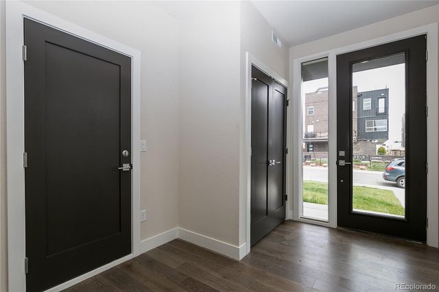 1275 Stuart Street, Denver, CO 80204