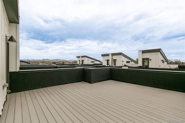 1275 Stuart Street, Denver, CO 80204