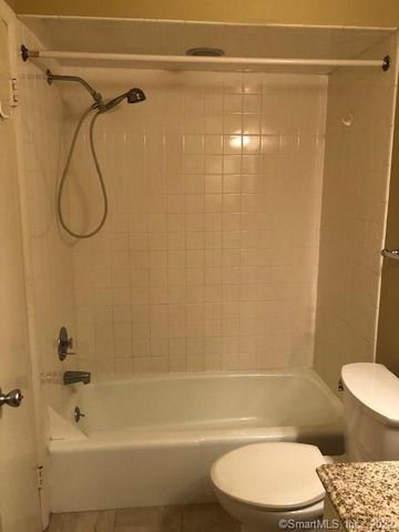 6 Bouton Street East 4, Stamford, CT 06907