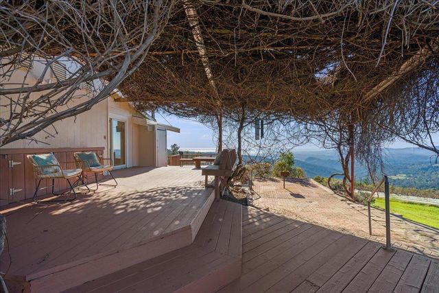 27200 Loma Prieta Way, Los Gatos, CA 95033