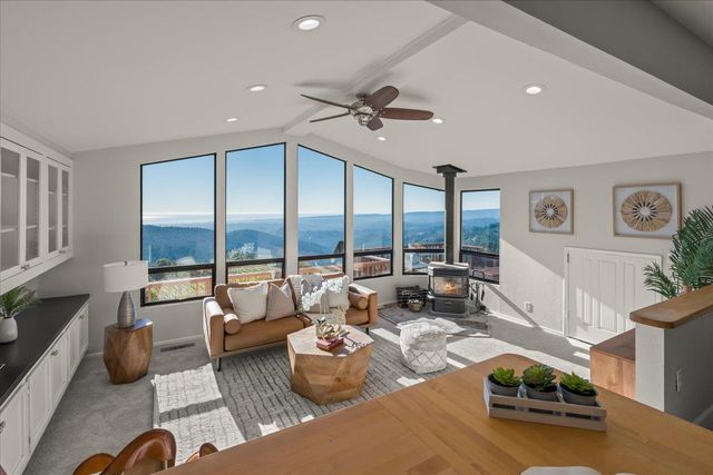 27200 Loma Prieta Way, Los Gatos, CA 95033