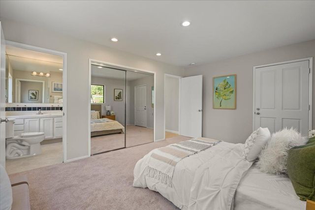 27200 Loma Prieta Way, Los Gatos, CA 95033