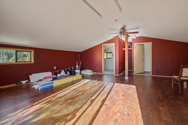 27200 Loma Prieta Way, Los Gatos, CA 95033