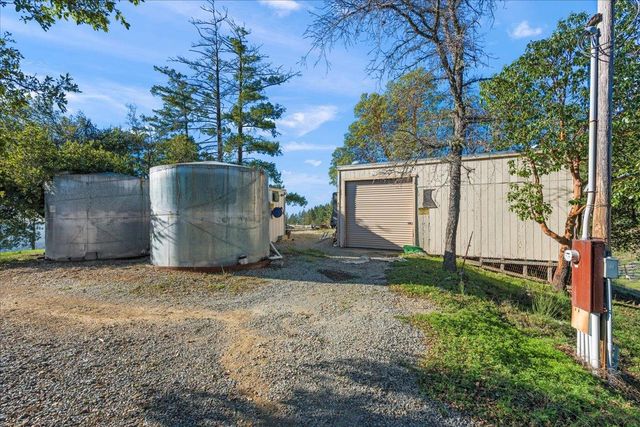 27200 Loma Prieta Way, Los Gatos, CA 95033