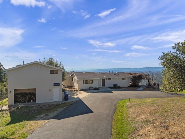 27200 Loma Prieta Way, Los Gatos, CA 95033