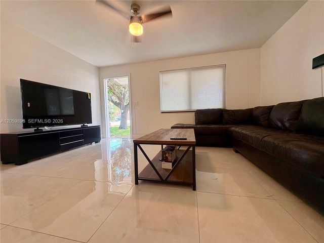 929 SW 10th Ave 0, Delray Beach, FL 33444