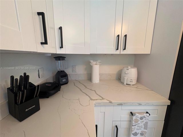 929 SW 10th Ave 0, Delray Beach, FL 33444