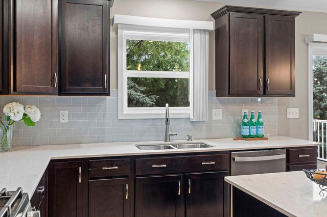 1515 138th Street E, Rosemount, MN 55068