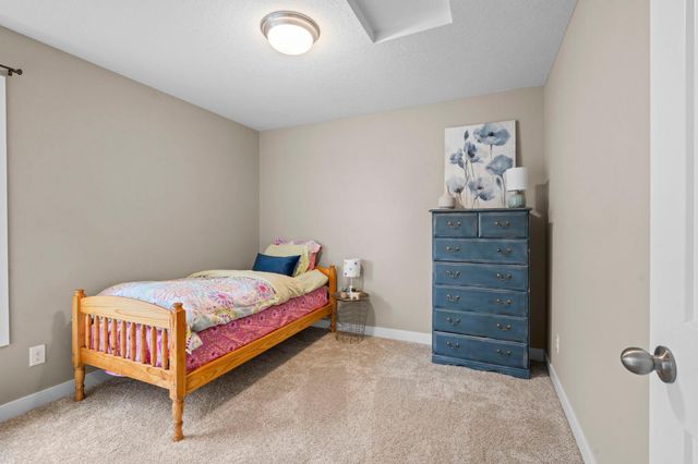 1515 138th Street E, Rosemount, MN 55068