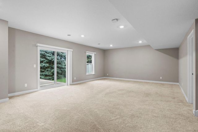 1515 138th Street E, Rosemount, MN 55068