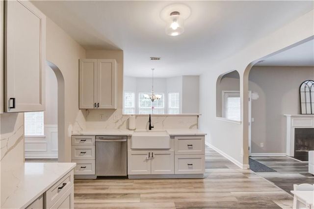114 Farm Valley Drive, Canton, GA 30115