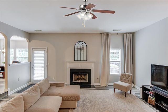 114 Farm Valley Drive, Canton, GA 30115
