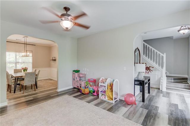 114 Farm Valley Drive, Canton, GA 30115