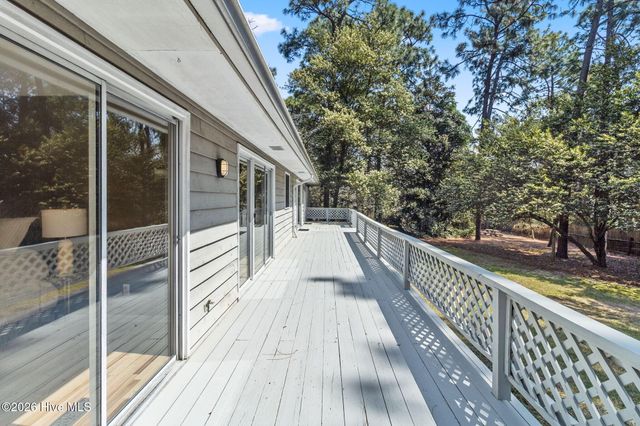 150 Pebble Beach Place, Southern Pines, NC 28387