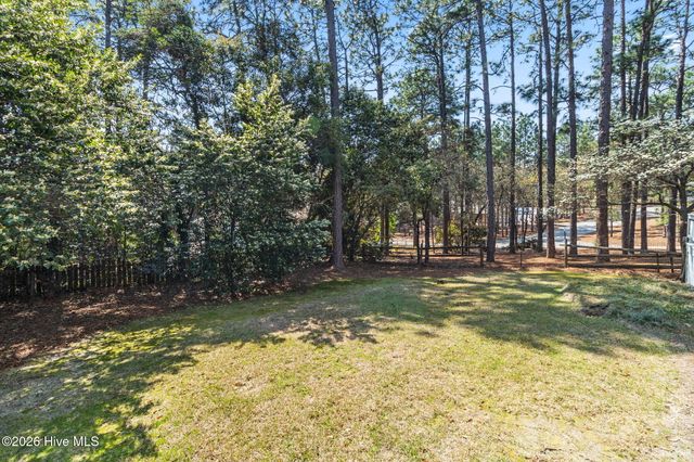 150 Pebble Beach Place, Southern Pines, NC 28387