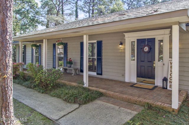150 Pebble Beach Place, Southern Pines, NC 28387