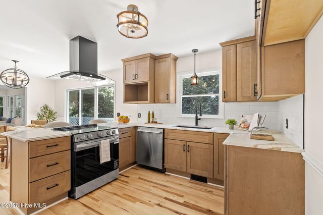 150 Pebble Beach Place, Southern Pines, NC 28387