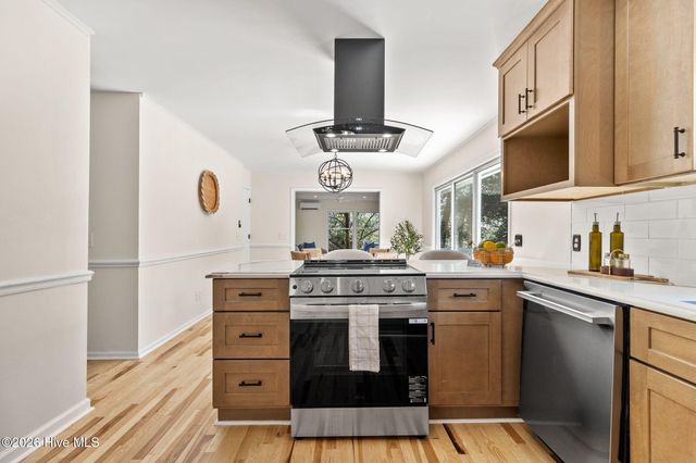 150 Pebble Beach Place, Southern Pines, NC 28387