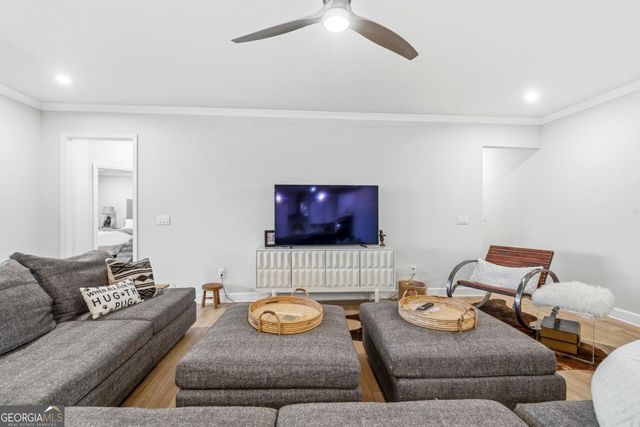 1020 Lake Terrace Bend, Greensboro, GA 30642