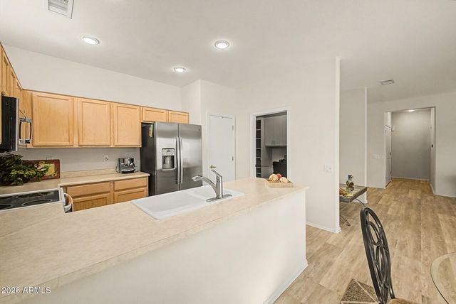 16203 W DESERT CANYON Drive, Surprise, AZ 85374
