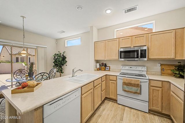 16203 W DESERT CANYON Drive, Surprise, AZ 85374