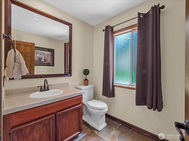 2837 220th Place NE, Sammamish, WA 98074