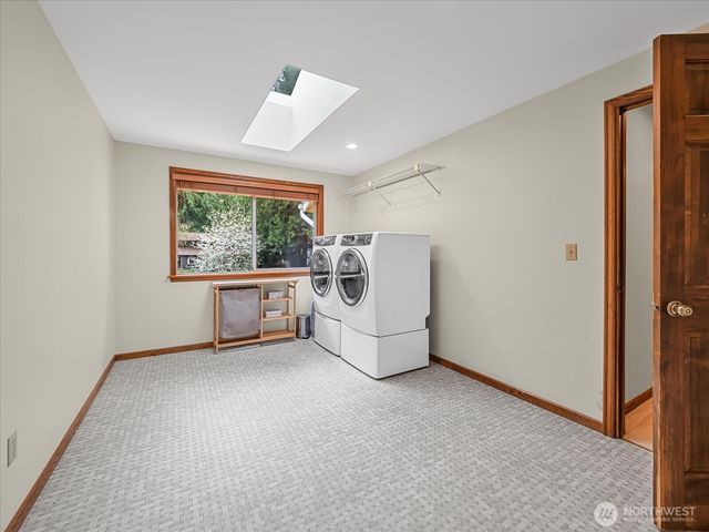 2837 220th Place NE, Sammamish, WA 98074