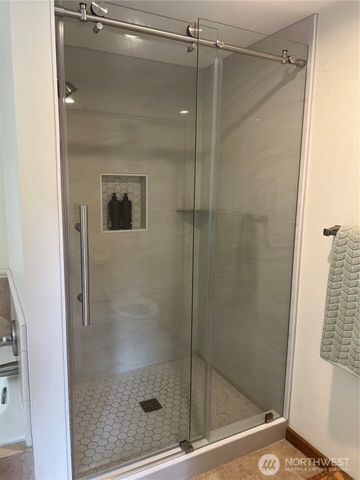 2837 220th Place NE, Sammamish, WA 98074