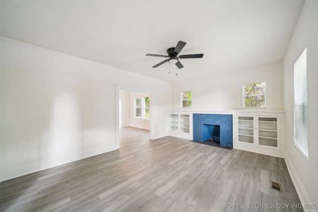 610 N Garfield Avenue, Sand Springs, OK 74063