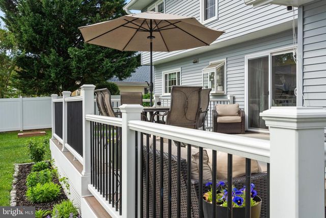 1307 BOULDER CREST CT, Herndon, VA 20170